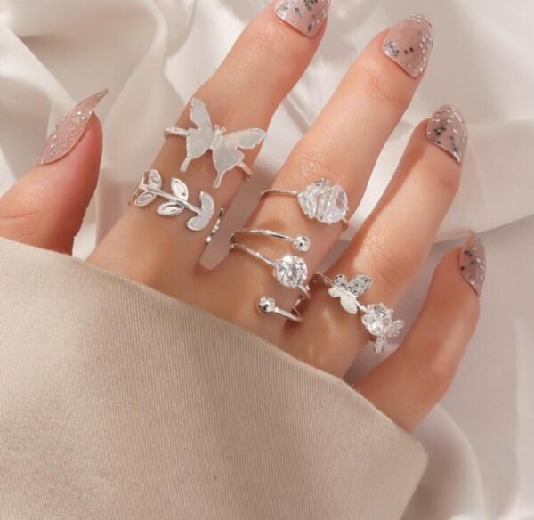 Silver Nature-Inspired Ring Set