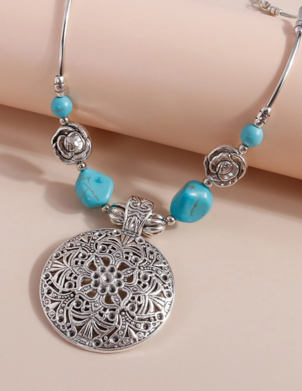 Turquoise Round Pendant Necklace - Image 2